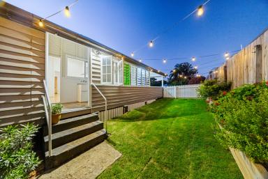 House For Sale - QLD - Gympie - 4570 - Elevated Elegance in the Heart of Red Hill  (Image 2)