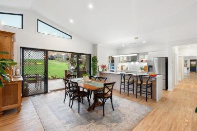 House For Sale - QLD - Cabarlah - 4352 - Your Secluded Cabarlah Lifestyle Awaits – Style, Space & Serenity  (Image 2)