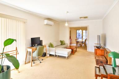 Townhouse For Sale - VIC - Red Cliffs - 3496 - IDEALLY POSITIONED  (Image 2)