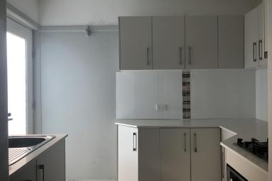 Unit For Lease - NSW - Wollongong - 2500 - 2 BEDROOM UNIT - WALK TO THE BEACH  (Image 2)