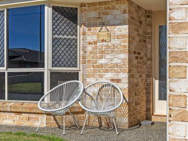 House For Sale - QLD - Warwick - 4370 - QUALITY BRICK HOME, PLANNED and BUILT for CURRENT OWNERS...  (Image 2)