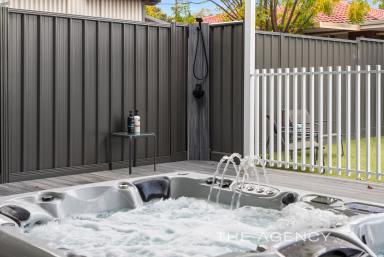 House For Sale - WA - Kenwick - 6107 - Renovated, Refined & Ready for You!  (Image 2)