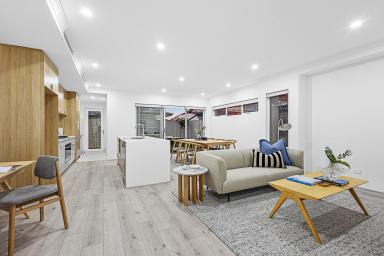 House For Sale - WA - Scarborough - 6019 - Luxury, Stylish & Brand New!  (Image 2)