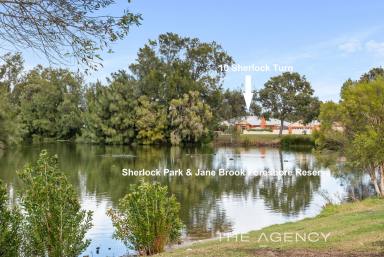 House For Sale - WA - Jane Brook - 6056 - "Timeless Elegance" - Directly Opposite Beautiful Parkland & Lake  (Image 2)