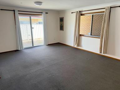 Unit For Sale - NSW - Moree - 2400 - INVEST OR OCCUPY  (Image 2)