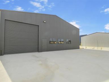 Industrial/Warehouse For Lease - VIC - Bairnsdale - 3875 - BRAND NEW INDUSTRIAL SHED FOR LEASE - BAIRNSDALE  (Image 2)
