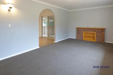 House For Lease - NSW - Dubbo - 2830 - Three Bedroom Home in a Convenient Location  (Image 2)