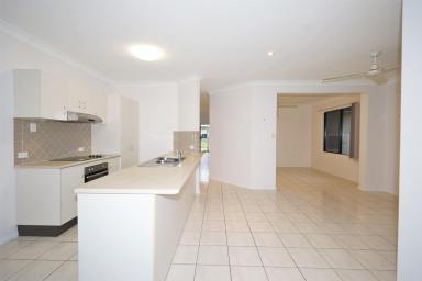 House For Sale - QLD - Bentley Park - 4869 - QUALITY LIVING IN SILKWOOD RIDGE ESTATE  (Image 2)
