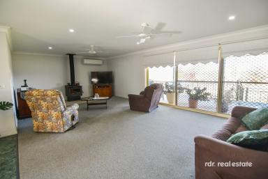 Acreage/Semi-rural For Sale - NSW - Inverell - 2360 - SOUGHT-AFTER SPACE & SERENITY  (Image 2)