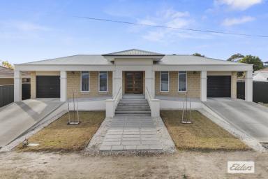 House For Sale - VIC - Stawell - 3380 - Timeless Elegance with Modern Comforts and Stunning Views  (Image 2)