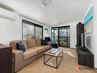 House For Sale - NSW - Batehaven - 2536 - Your Pet Friendly Holiday Home at the Coast......!  (Image 2)