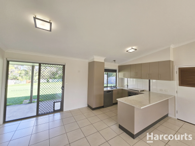 House For Sale - QLD - Cordalba - 4660 - LOOKING FOR A NEAT AND TIDY LOW MAINTENANCE HOME?  (Image 2)