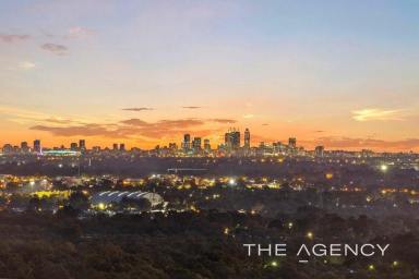 House For Sale - WA - Swan View - 6056 - Be "King Of The Hill" or Secure a Superb Landbank Blue Chip Investment - Your Choice!  (Image 2)