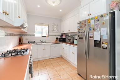 Townhouse For Lease - NSW - Wagga Wagga - 2650 - CENTRAL TOWNHOUSE LIVING  (Image 2)