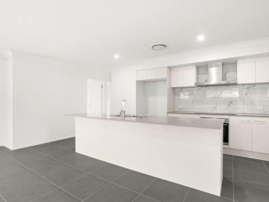 House For Lease - NSW - Old Bar - 2430 - BRAND NEW 4- BEDROOM FAMILY HOME- COMFORT, STYLE & LOCATION!  (Image 2)