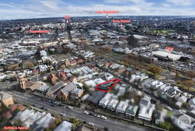 House For Sale - VIC - Ballarat East - 3350 - Striking Contemporary Design In Prime Ballarat Location  (Image 2)