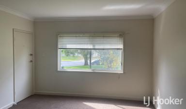 Acreage/Semi-rural For Lease - NSW - Inverell - 2360 - Tidy Ground Floor Unit  (Image 2)