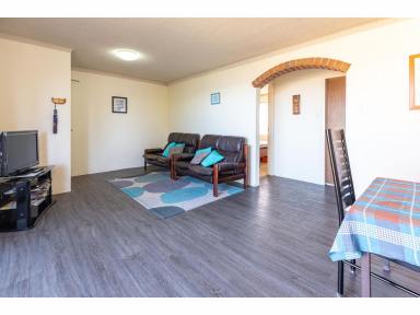 Unit For Sale - NSW - Tuncurry - 2428 - Stunning Uninterrupted Lakeside Views Await You!  (Image 2)