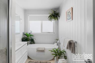 Unit For Sale - TAS - Perth - 7300 - Stunning & Better Than New!  (Image 2)