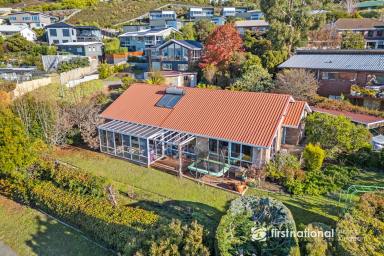 House For Sale - TAS - Blackmans Bay - 7052 - A Sunny Surprise in the Heart of Blackmans Bay  (Image 2)