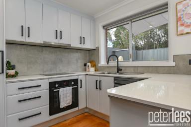 House For Sale - TAS - Summerhill - 7250 - Ready for you! Move In, Unpack & Enjoy  (Image 2)