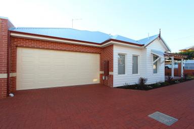 House For Sale - WA - Victoria Park - 6100 - Bright, Spacious and Exceptionally Located  (Image 2)