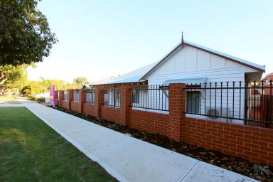 House For Sale - WA - Victoria Park - 6100 - Bright, Spacious and Exceptionally Located  (Image 2)
