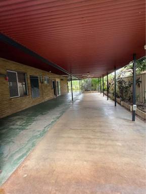 House For Sale - WA - Kununurra - 6743 - For Sale: 3 bedroom home with spacious outdoor area.  (Image 2)