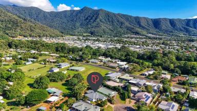 House For Sale - QLD - Edmonton - 4869 - SUPER LARGE FAMILY HOME WITH PEBBLETEX POOL  (Image 2)