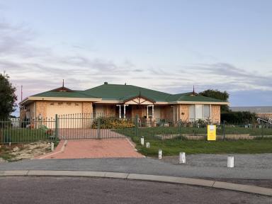 House For Sale - WA - Hopetoun - 6348 - When only the best address in town will do!  (Image 2)
