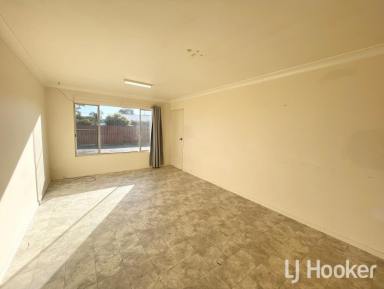 Unit For Lease - NSW - Inverell - 2360 - Low Maintenance, 1 Bedroom Unit  (Image 2)