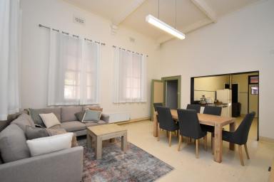 House For Lease - VIC - Beechworth - 3747 - ENJOY THE GARDENS  (Image 2)