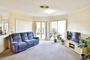 Townhouse For Sale - VIC - Mildura - 3500 - ADD TO YOUR INVESTMENT PORTFOLIO  (Image 2)
