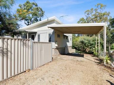 House For Sale - QLD - Macleay Island - 4184 - Private Island Escape with Pool & Entertainer’s Deck  (Image 2)