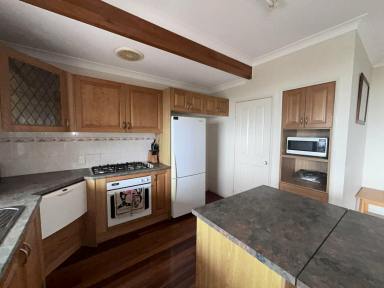 House For Sale - QLD - Macleay Island - 4184 - Waterfront Living  (Image 2)
