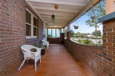 House For Sale - NSW - Temora - 2666 - Double Brick Character Home with Flexible Floorplan  (Image 2)
