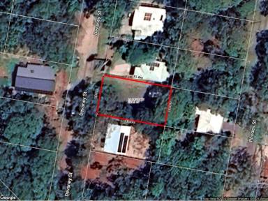 Residential Block For Sale - QLD - Macleay Island - 4184 - Semi Cleared on the High side of the Street  (Image 2)