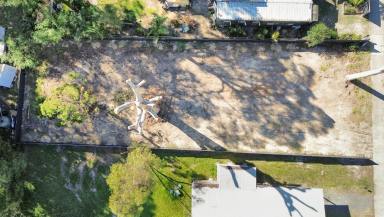 Residential Block For Sale - QLD - Macleay Island - 4184 - Partially Cleared and Fenced - walking distance to Dalpura Beach  (Image 2)