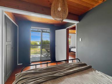 House For Sale - QLD - Macleay Island - 4184 - Absolute Waterfront - Sea Myth Cottage  (Image 2)
