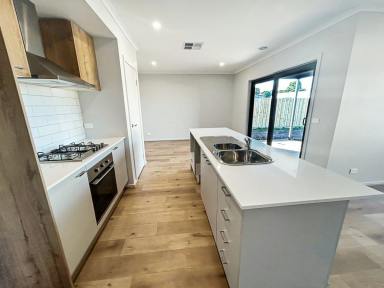 House For Lease - VIC - East Bairnsdale - 3875 - ENJOY THE SPACE OF THIS BRAND NEW 4 BEDROOM HOME  (Image 2)