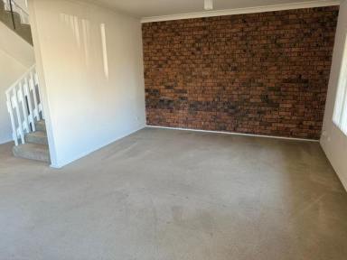Townhouse For Lease - NSW - Goulburn - 2580 - LOW MAINTENANCE - 3 BEDROOMS  (Image 2)