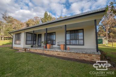 Acreage/Semi-rural For Sale - NSW - Glen Innes - 2370 - Your Dream Rural Retreat Awaits in Glen Innes  (Image 2)