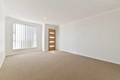 Duplex/Semi-detached For Lease - NSW - Dubbo - 2830 - Living Down Boyd Avenue  (Image 2)