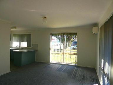 Unit For Lease - VIC - Bairnsdale - 3875 - TWO BEDROOM UNIT IN WEST BAIRNSDALE  (Image 2)