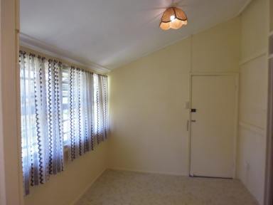 House For Lease - QLD - Cooroy - 4563 - Very Neat 1 Bedroom Property  (Image 2)