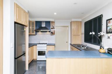 House For Sale - WA - Westminster - 6061 - Perfect starter or investment !  (Image 2)