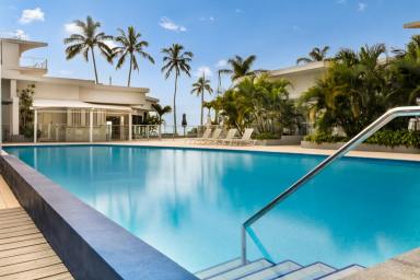 Apartment For Sale - QLD - Urangan - 4655 - Absolute Esplanade - Style, Space & Sea Views  (Image 2)