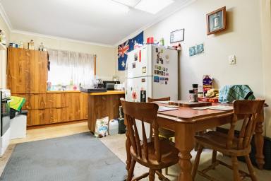 House For Sale - VIC - Merbein - 3505 - Solid Start or Smart Investment in the Heart of Merbein  (Image 2)