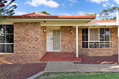 House For Sale - VIC - Irymple - 3498 - Prime Location  (Image 2)