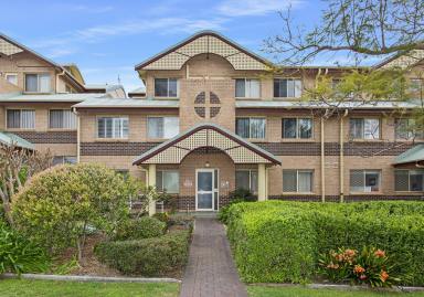 Unit For Lease - NSW - Kiama - 2533 - Seaside Manor - just a stones throw to Surf Beach!  (Image 2)